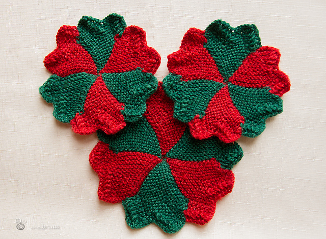 Knitted Poinsettia Coaster