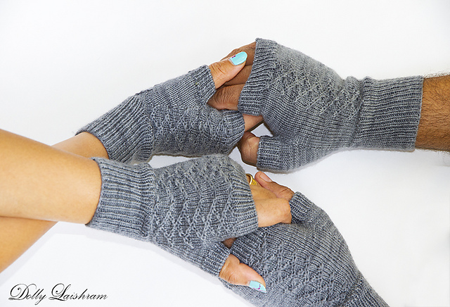 Tribal at Heart Mitten
