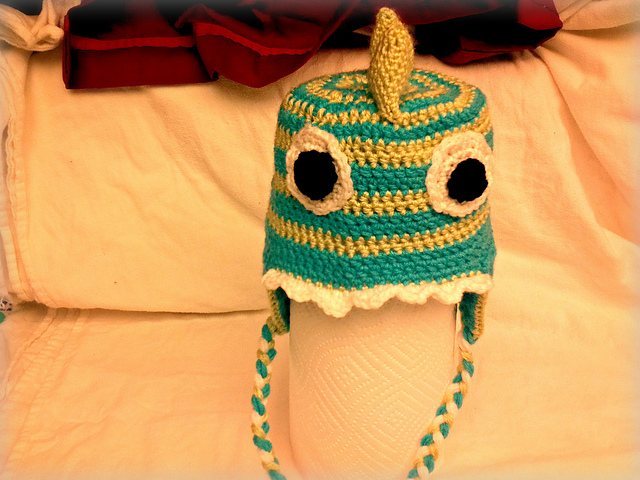 Dinosaur Hat with Spikes Pattern