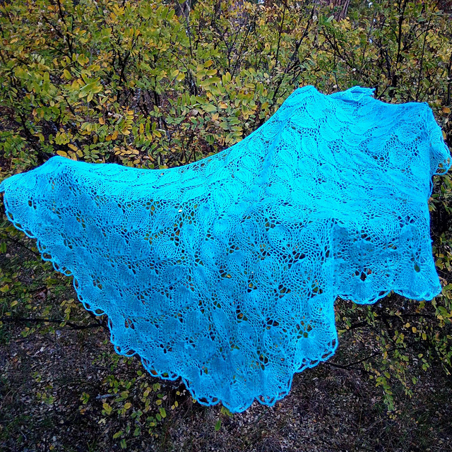 Little petal, fly away