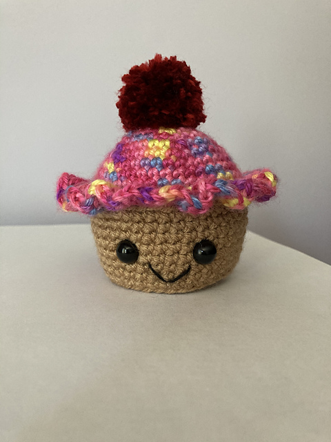 Cupcake Pincushions