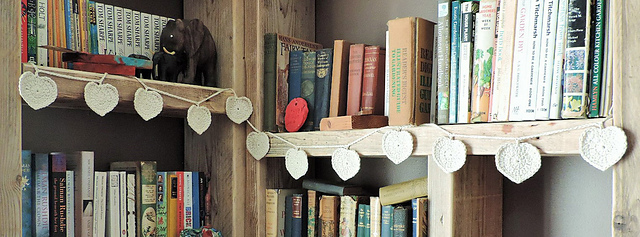 Old Fashioned Heart Garland