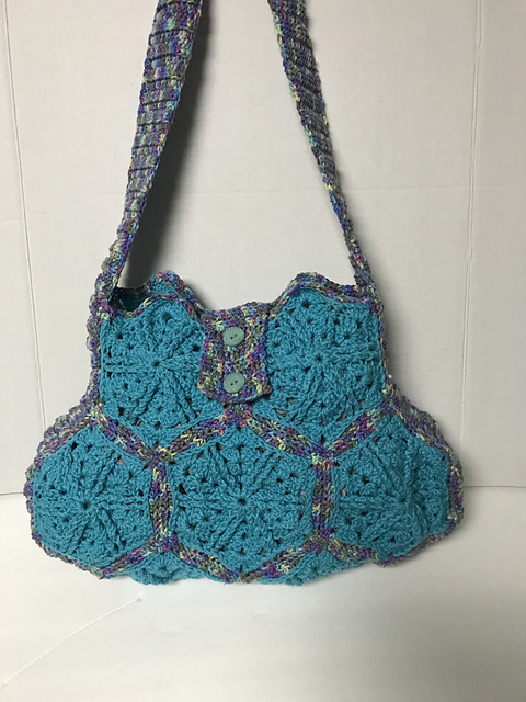 Hexagon messenger style tote