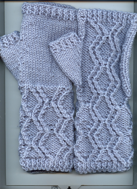 Bavarian Hourglass Hat and Wrist Warmers