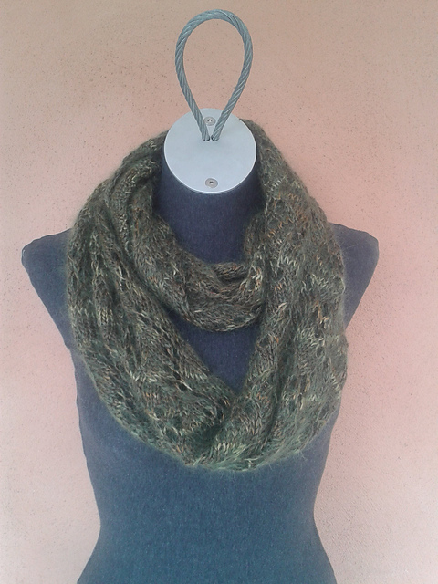 Soft Stream Lace Cowl