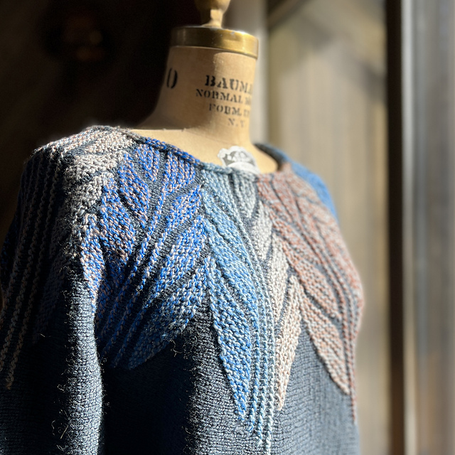 【ルパン六世様】Rebuild by Needles リメイクニット Ravelry: Lindal Pullover pattern by Wöldten