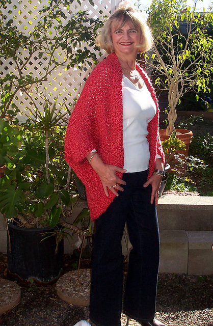 Ridiculously Easy Fashion Shrug