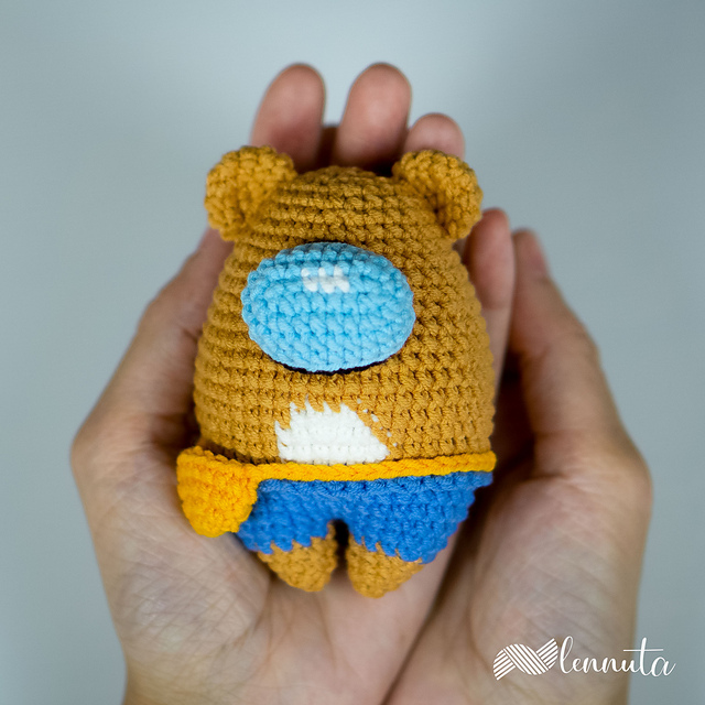 Bear Keychain AmongUs Style