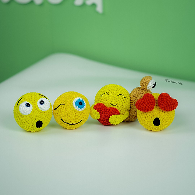 Cute Emojis 3D