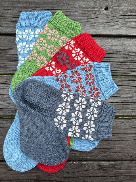 April Mai Socks