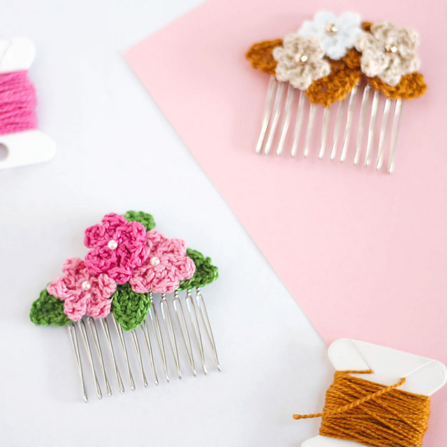Crochet Flower Hair Combs