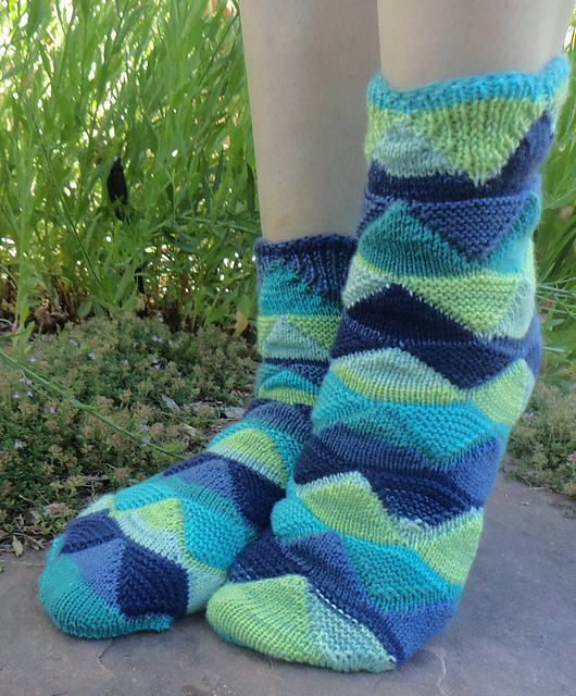 Ravelry: TryAngles Socks pattern by Laura Fahlin
