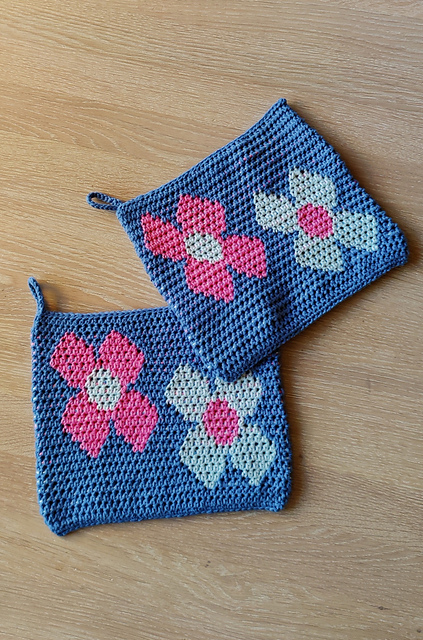 Retro potholders