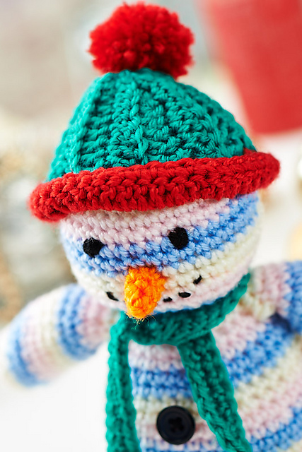Stripy snowman