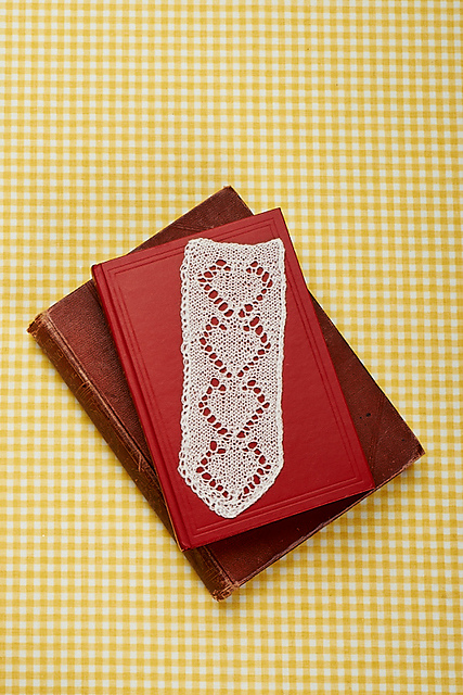 Dainty bookmark