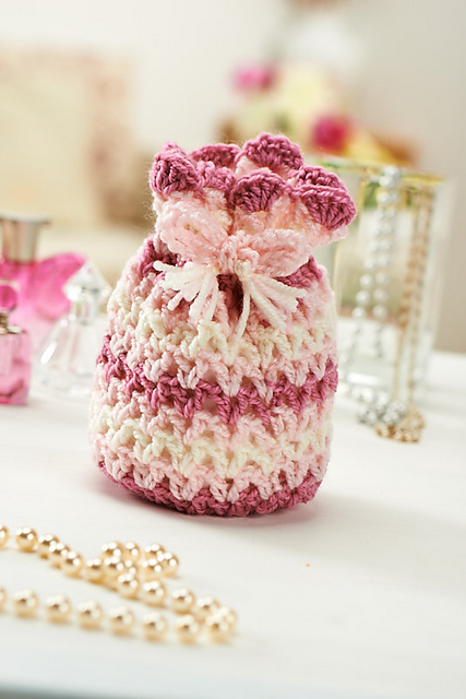 Pretty pouch