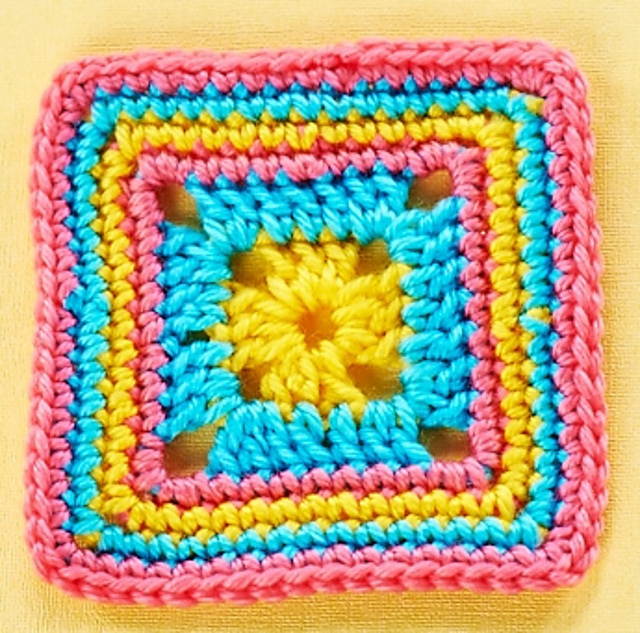 Granny Square Club: Simple square