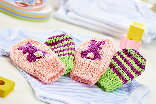 Bobtail and Bumpkin mitts
