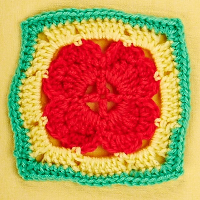 Red hearts square