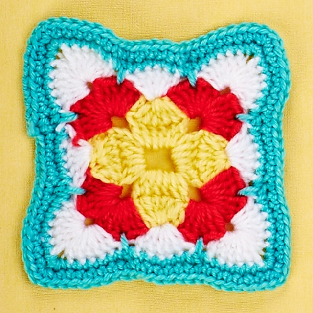 Wavy edge square