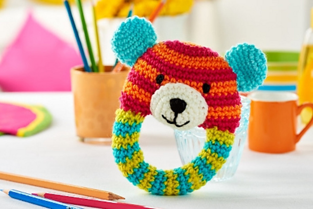Rattle bear