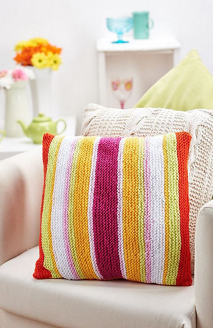 Ravelry: Colourful Cushion pattern by Susie Johns