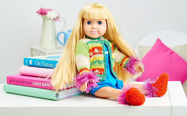 Doll's cardigan and booties