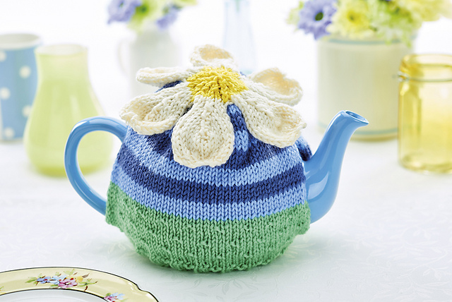 Floral teapot cosy