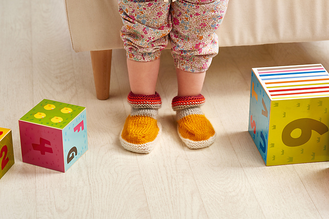 Roll-top booties