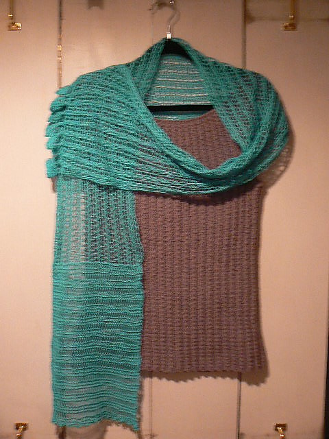 Green Feather Scarf