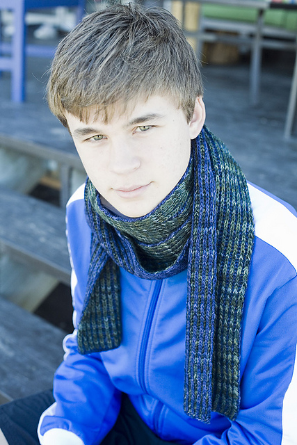 Two-Color Brioche Scarf for Men