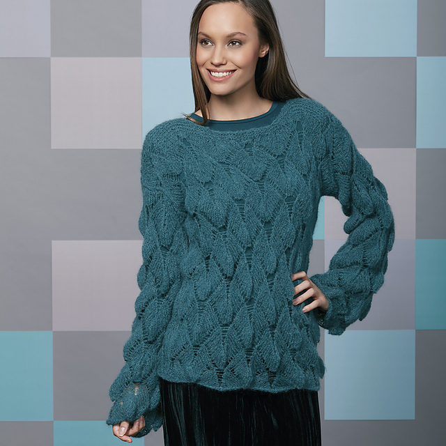 06-42 Pulli mit Strukturmuster