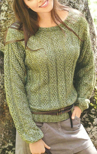 # 21 Pulli in grün meliert