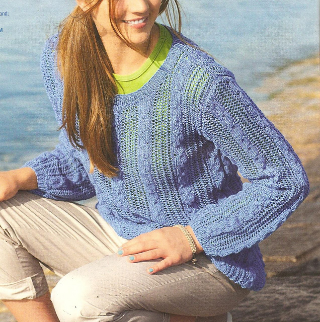 # 28 Blauer Pulli