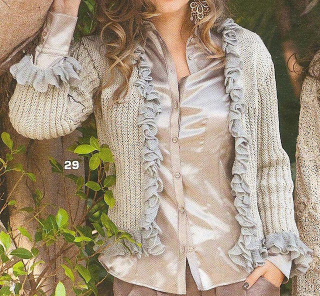 # 29 Jacke mit Volants