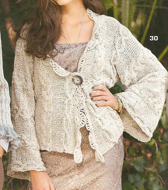# 30 Kimono-Jacke mit Zöpfen