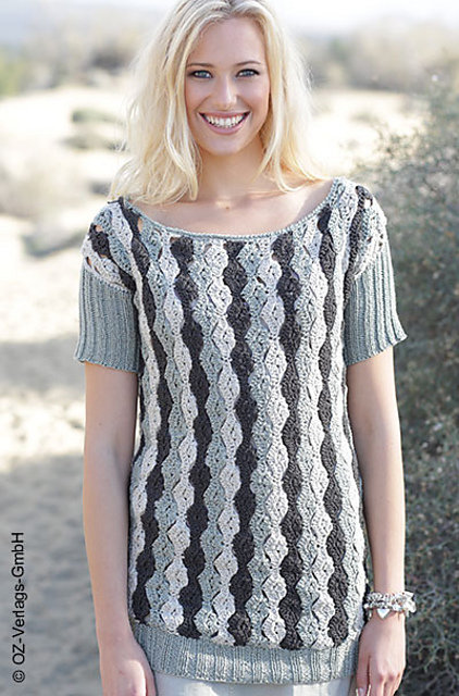 # 25 Pull crochete rayé