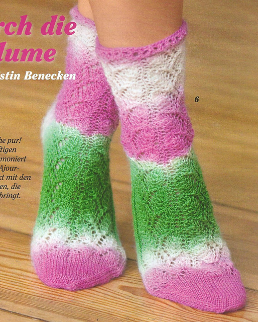 Ajoursocken in Pink/Weiß/Grün