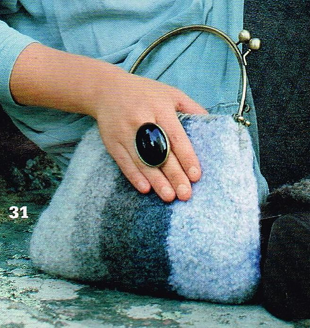 # 31 Filztasche