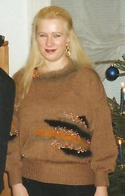 # 20 Brauner Mix-Pulli mit Rollkragen
