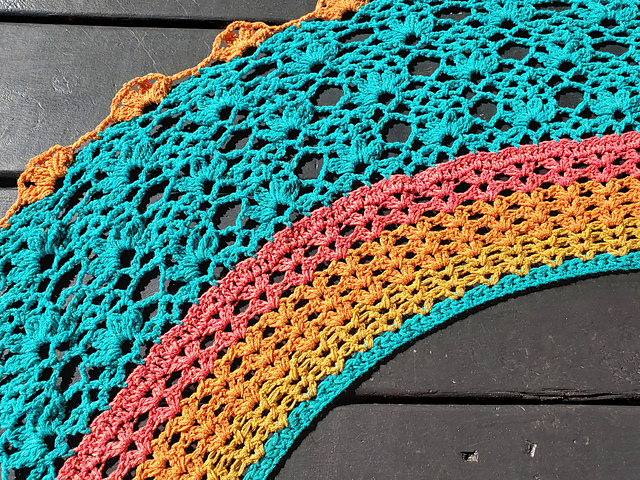 Falling Fans Fitted Shawl and Sarong