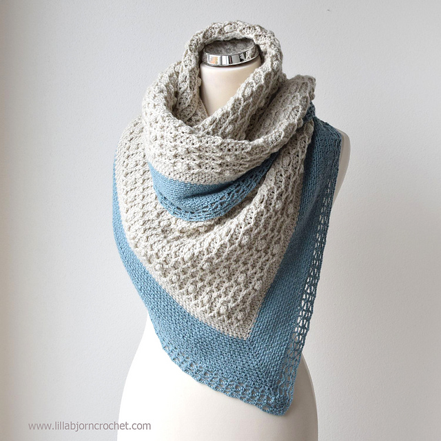 Ravelry: Shells and Stones Cabled Shawl pattern by Tatsiana