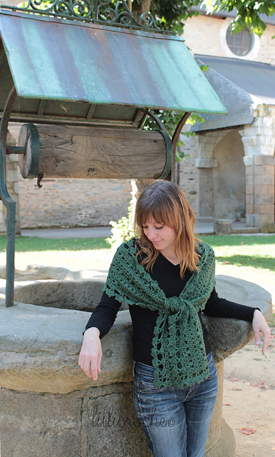 Elegant All-Season Wrap