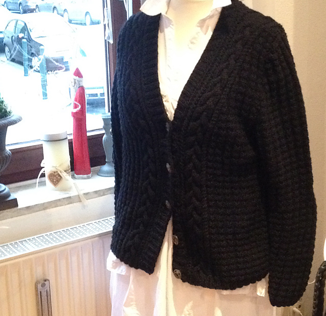 14 Weiße Jacke