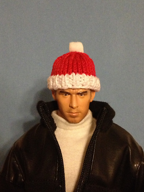 Ravelry: Action figure knit hat pattern by Lin Ai