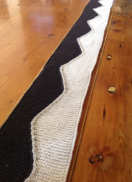 yin yang scarf and mitts