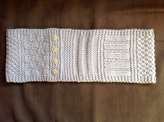 Learn-to-knit cowl for kids