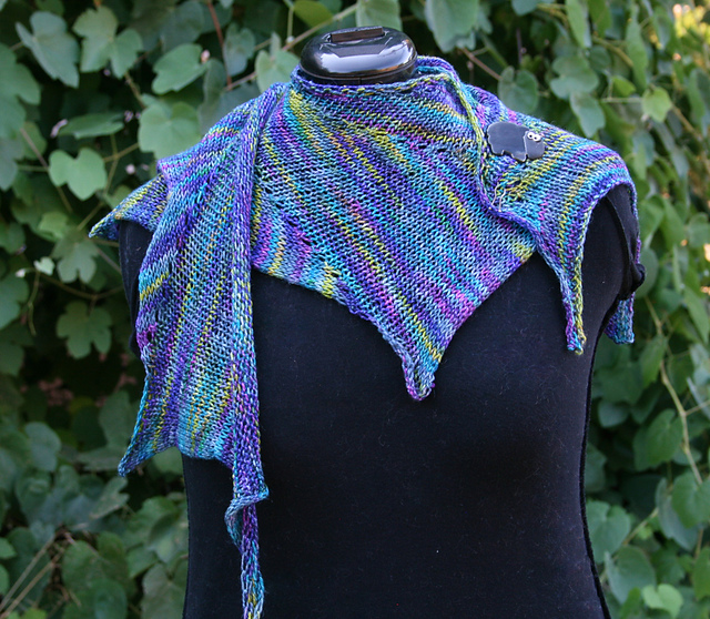 Cooperation Knit Wrap