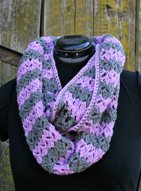 Vas's Hug Moebius Cowl