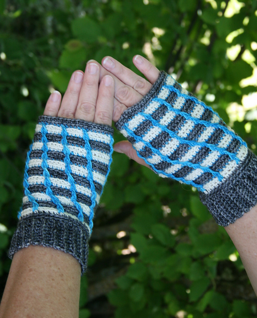 Window Glass Fingerless Gloves